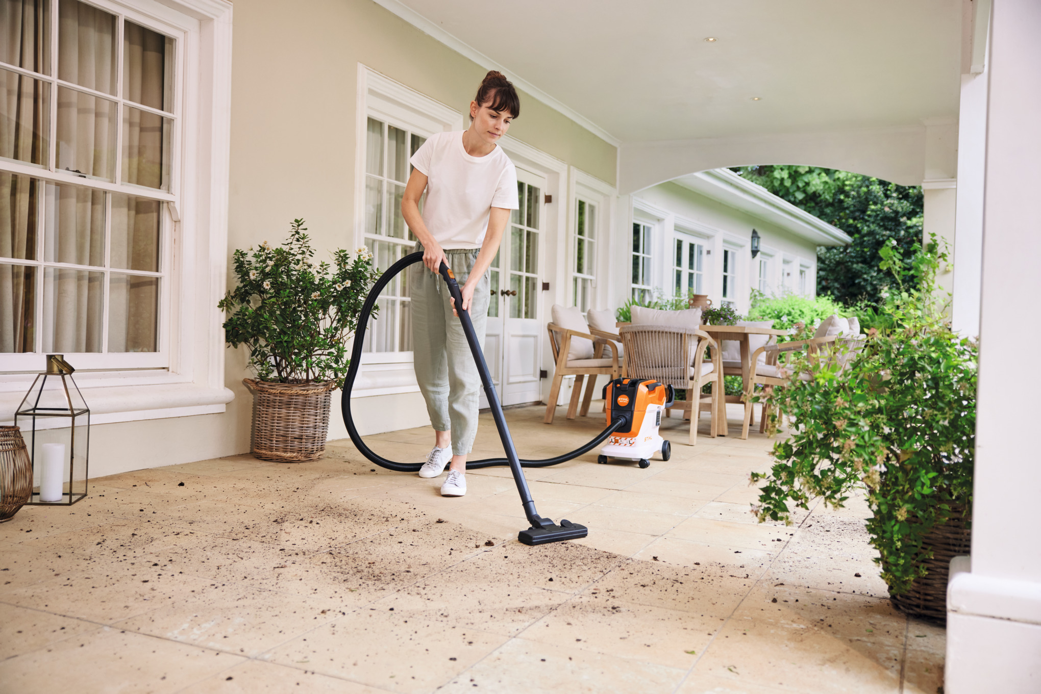 Aspirateur eau et poussière sur batterie SEA 60 L